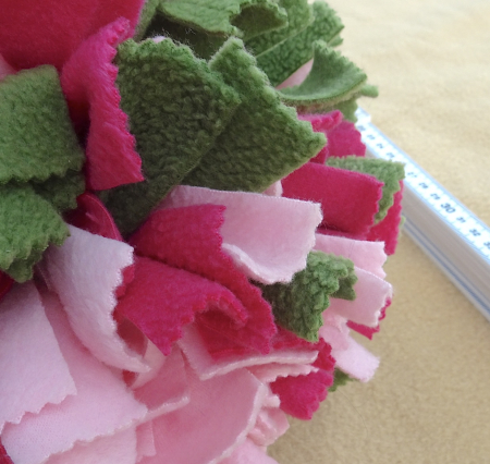 Preview: Schnüffelball, L Pfingstrose