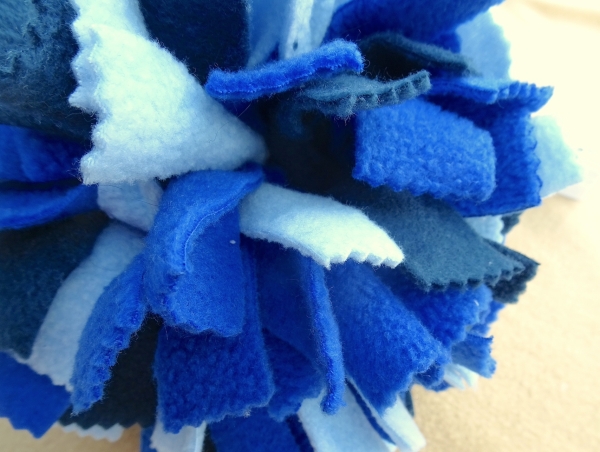 Schnüffelball, S Himmelblau