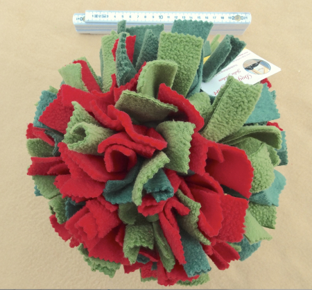 Schnüffelball, L Weihnachten